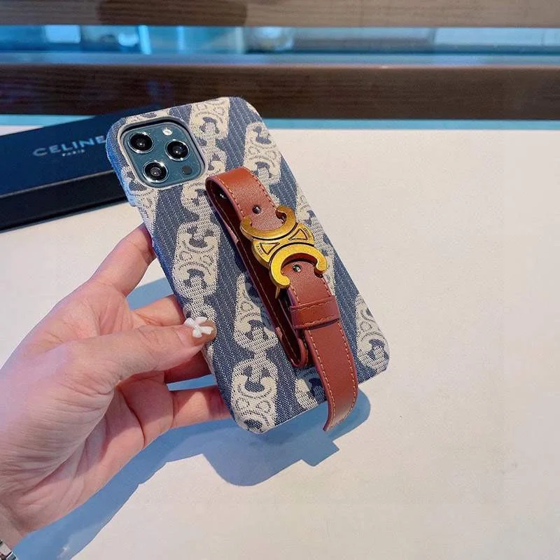 ギフトに最適♪セリーヌ☆トリオンフ iPhone12/13 pro ケース 偽物 Cey67038
