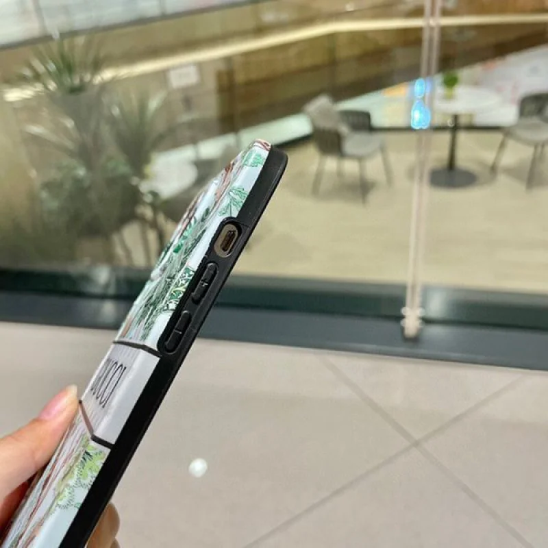 注目度抜群!グッチ iPhone14 コピー/13/12ケース gua44462