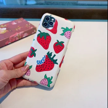 スマホケース guz33808 スーパーコピー