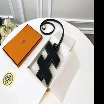 スマホケース he19046 スーパーコピー