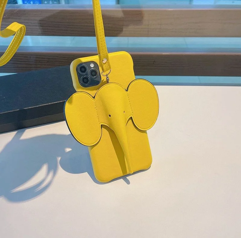 可愛い限定SALE★ロエベ iphoneケース コピーエレファント★Anagram 象 C719C80X0
