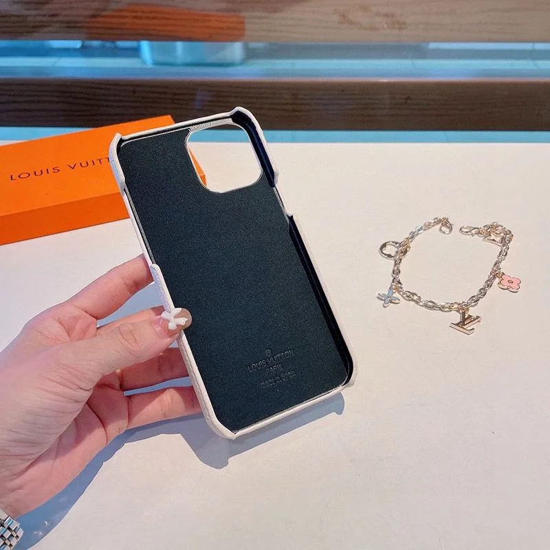 人気急上昇ルイヴィトン スマホケース iphoneケース スーパーコピー vuo93725