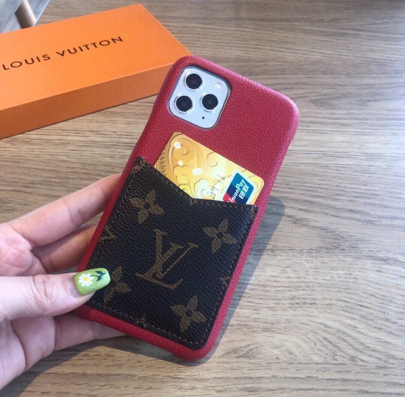 【即発】新作ルイヴィトン iPhoneケースコピー レッド スカーレット LVロゴ vuo36686