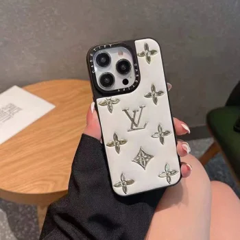 スマホケース vuv67974 スーパーコピー