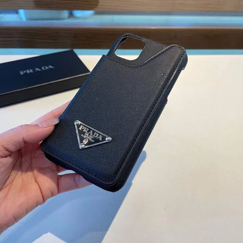 希少 プラダ トライアングルロ iPhone11/12/proケース コピー ギフトに最適♪ pua54878