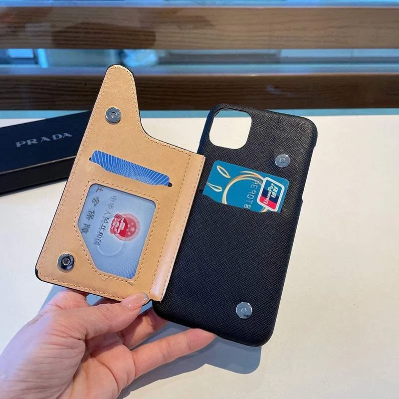 希少 プラダ トライアングルロ iPhone11/12/proケース コピー ギフトに最適♪ pua54878