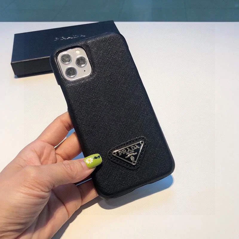 プラダ ケース 偽物 トライアングルロ レザーiPhone12/proケース pug22462