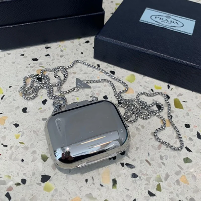 大人気!プラダ airpods ケース イヤホンケース 偽物 メッキ 光沢感 pui66880