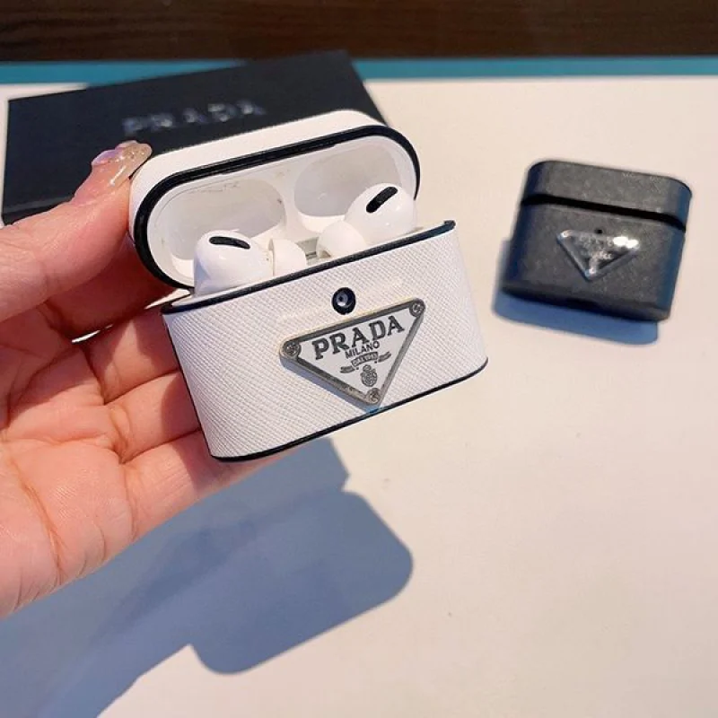 お洒落で可愛い プラダ レザー AirPods Proケース コピー puj21020