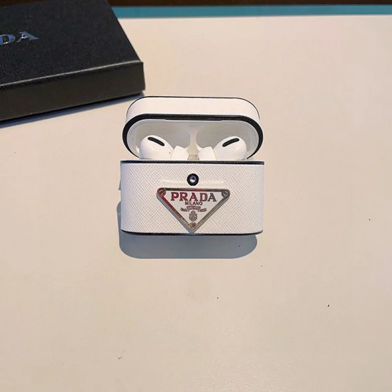 お洒落で可愛い プラダ レザー AirPods Proケース コピー puj21020