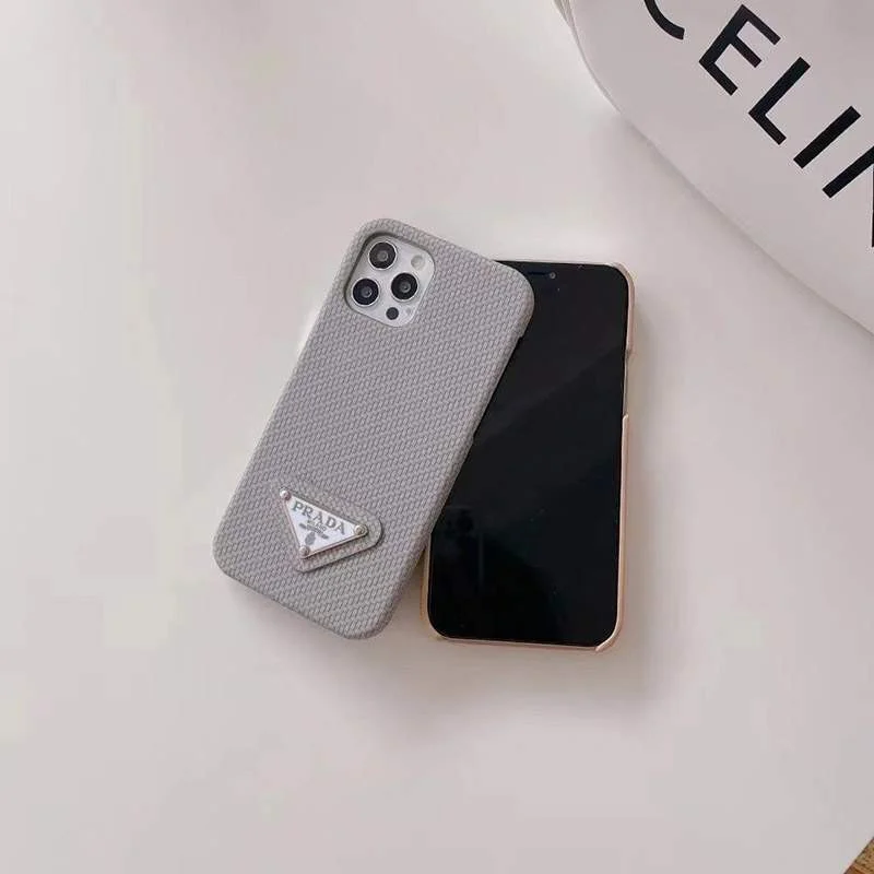 送料込 プラダ ケース スーパーコピー トライアングルロ レザーiPhone12/proケース pul86663