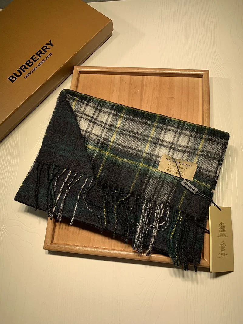 送料込バーバリー リバーシブル チェック カシミアスカーフ コピー Bah16936