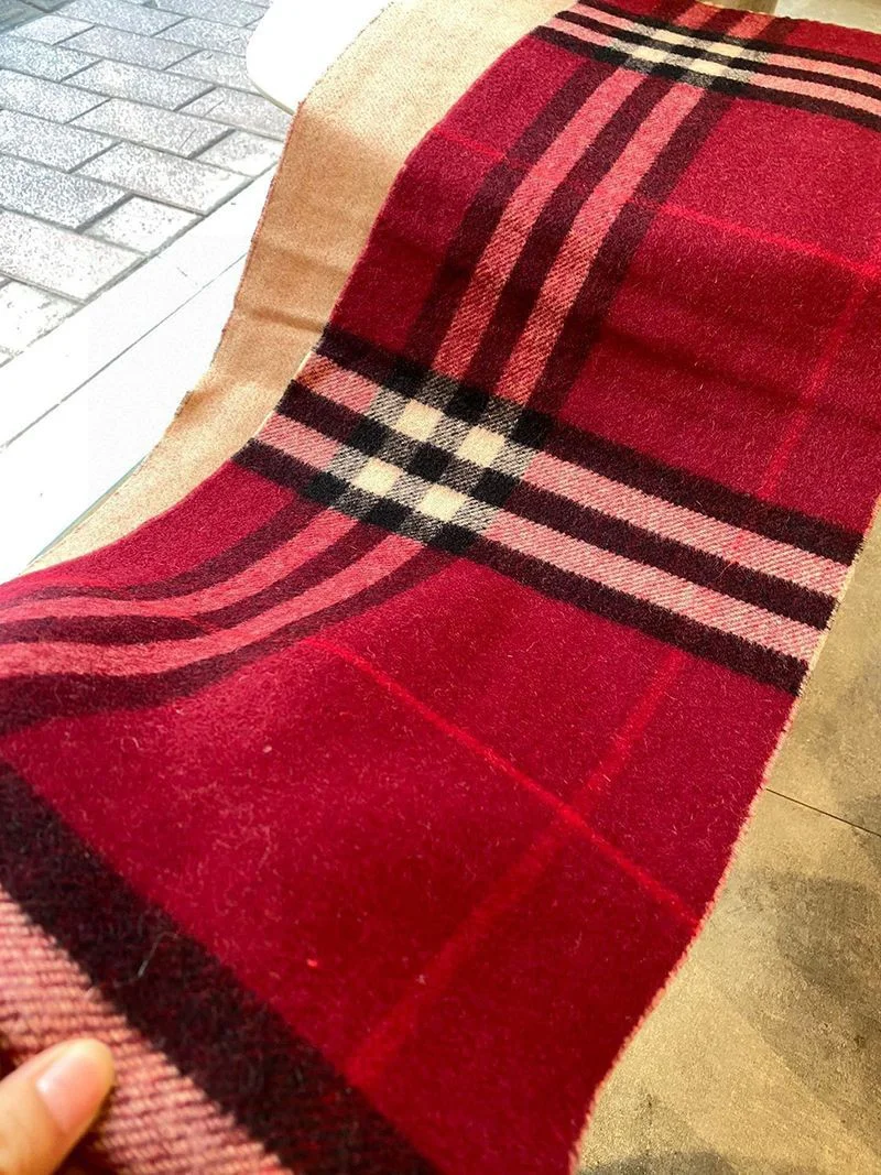 ★日本!!人気！バーバリー リバーシブル チェック カシミアスカーフ 偽物 Bar29169