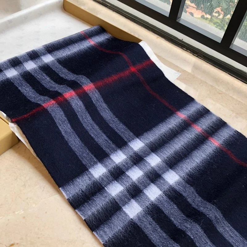 ★日本!!人気!バーバリー クラシック カシミヤ チェック マフラー コピー Baz55103