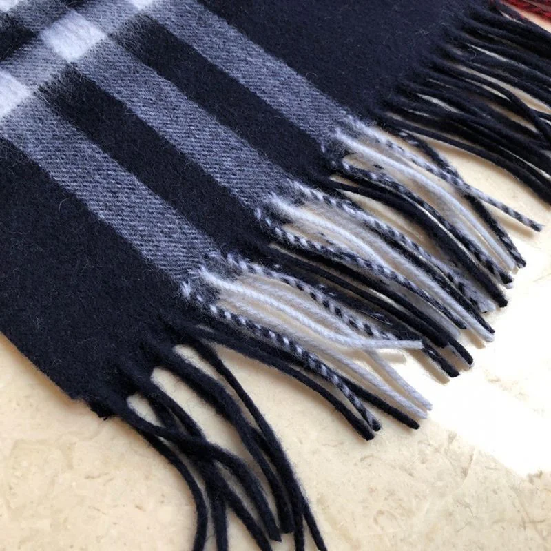★日本!!人気!バーバリー クラシック カシミヤ チェック マフラー コピー Baz55103