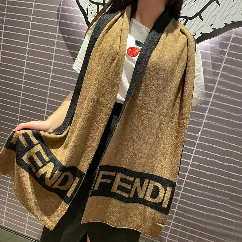 可愛いフェンディ マフラー コピー スカーフ ウール インターシャ タッセル fem86951