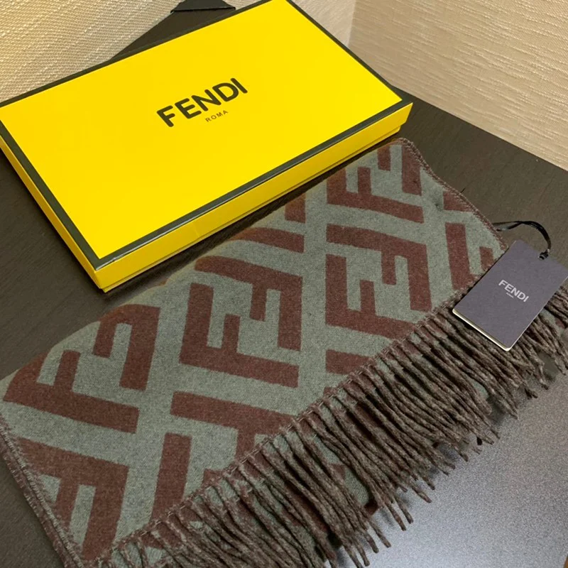 稀少フェンディ マフラー コピー スカーフ ウール インターシャ タッセル fep46875