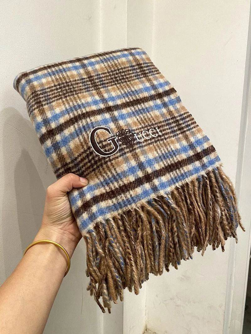 日本未入荷 グッチ チェック カシミヤ 偽物 スカーフ gub13958