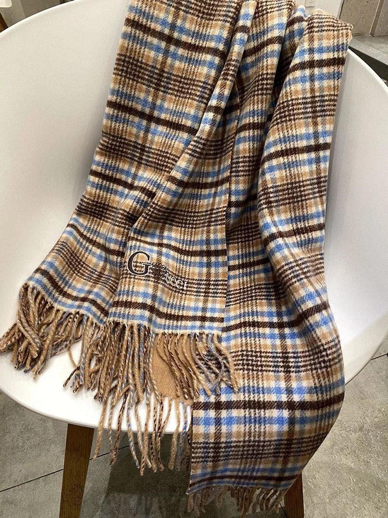 日本未入荷 グッチ チェック カシミヤ 偽物 スカーフ gub13958