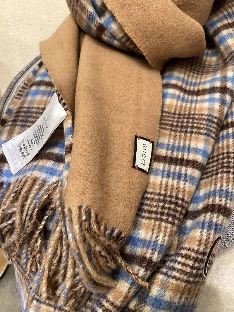 日本未入荷 グッチ チェック カシミヤ 偽物 スカーフ gub13958