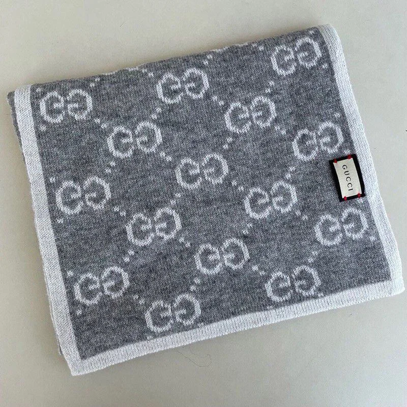 【日本未発売】グッチ GGジャカード コピー ウール スカーフ gub34637