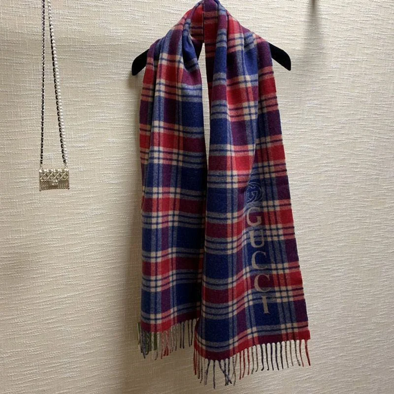 超話題!グッチ チェック 偽物 カシミヤ スカーフ guo40072