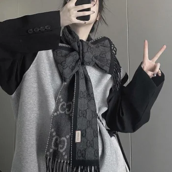 マフラー gux76972 スーパーコピー