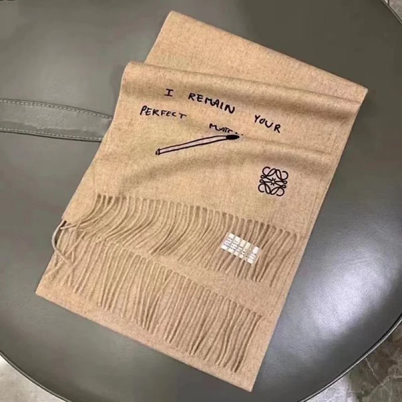 ロエベ カシミア マフラー 偽物 【人気商品】 A0257320