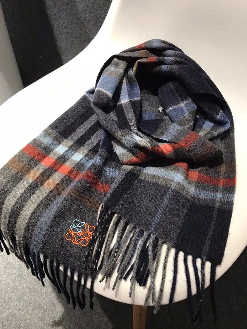 日本未入荷ロエベ チェック スカーフ コピー(カシミヤ) lor45946