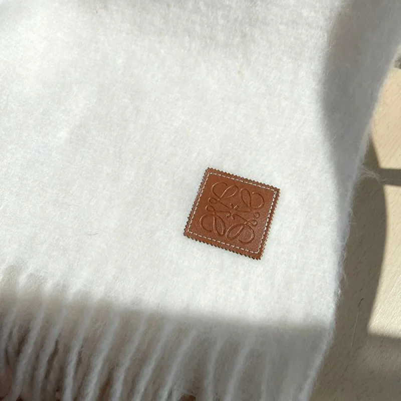 入手困難 ロエベ ウール モヘア マフラー スカーフ スーパーコピー loz45865