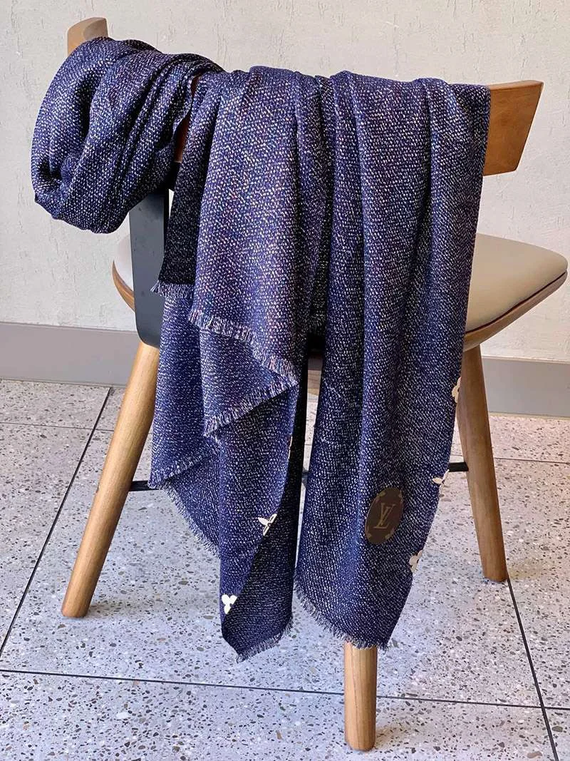 ギフトに最適♪ルイヴィトン カシミヤ マフラ 偽物 M45897