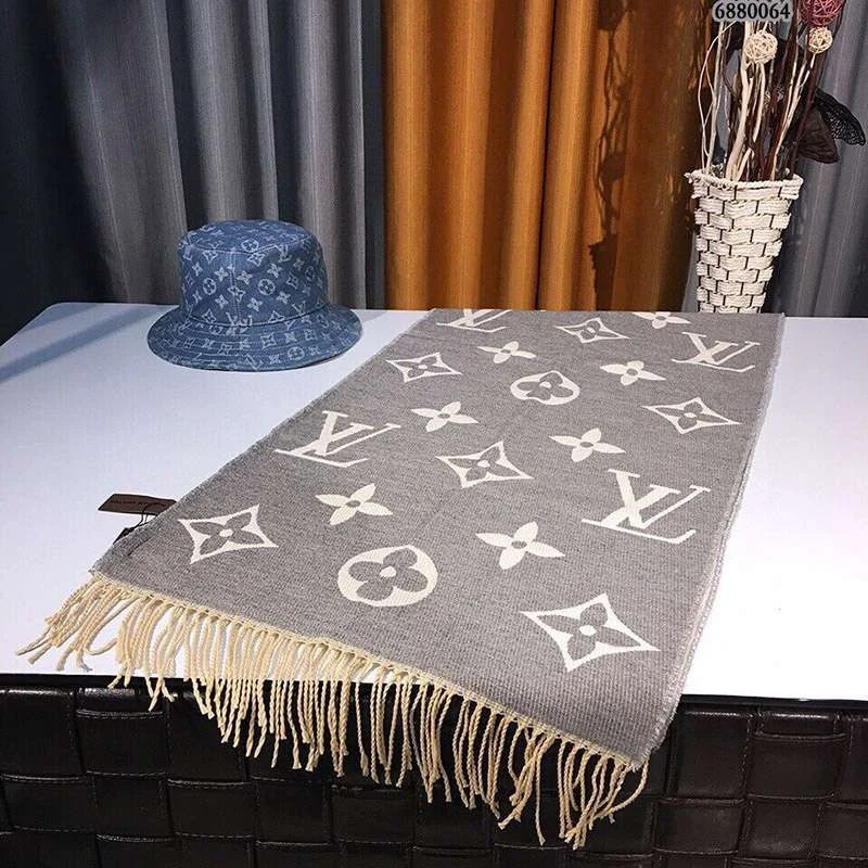 超話題!ルイヴィトン カシミヤ タッセル マフラ 偽物N級品 vuv26317