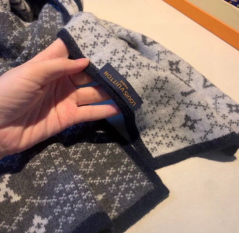 超人気 ルイヴィトン カシミヤ ニット マフラ 偽物N級品 vuz34507