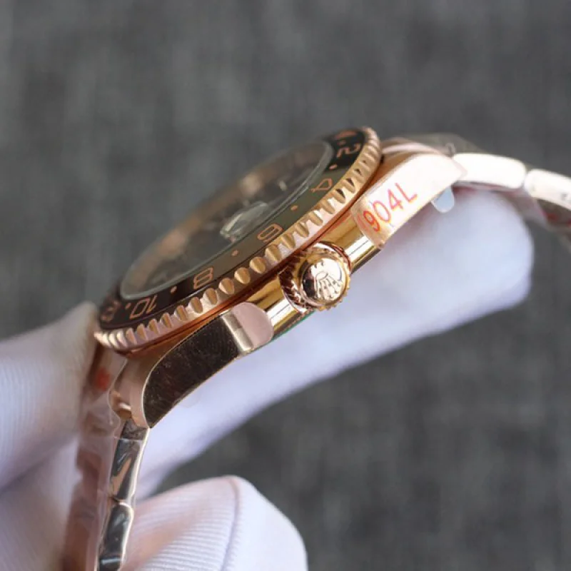 Rolex ロレックスGMTマスター2 スーパーコピー 時計 自動巻き メンズ ブラック 116718LN1