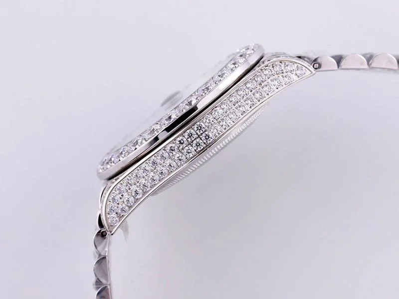 ロレックス ROLEX 時計 偽物 デイデイト 39MM メンズ シルバー 全面ダイヤ roj83110