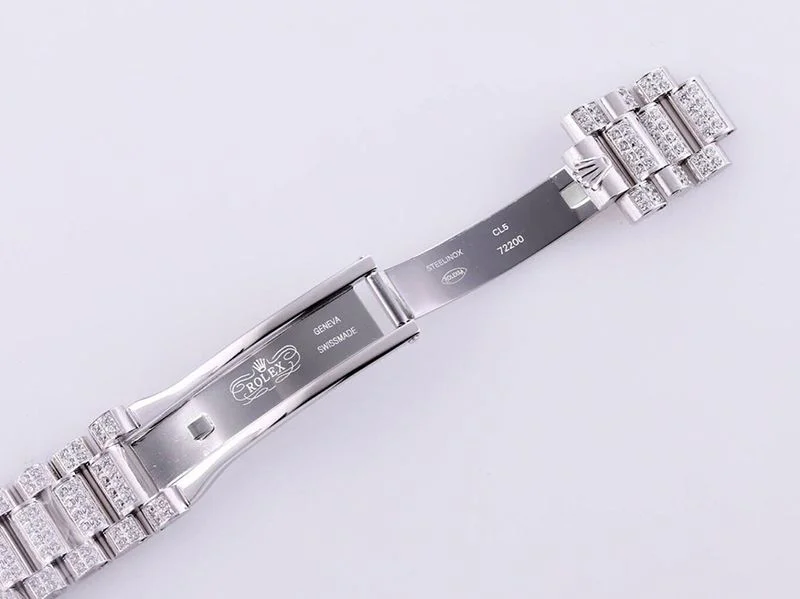 ロレックス ROLEX 時計 偽物 デイデイト 39MM メンズ シルバー 全面ダイヤ roj83110