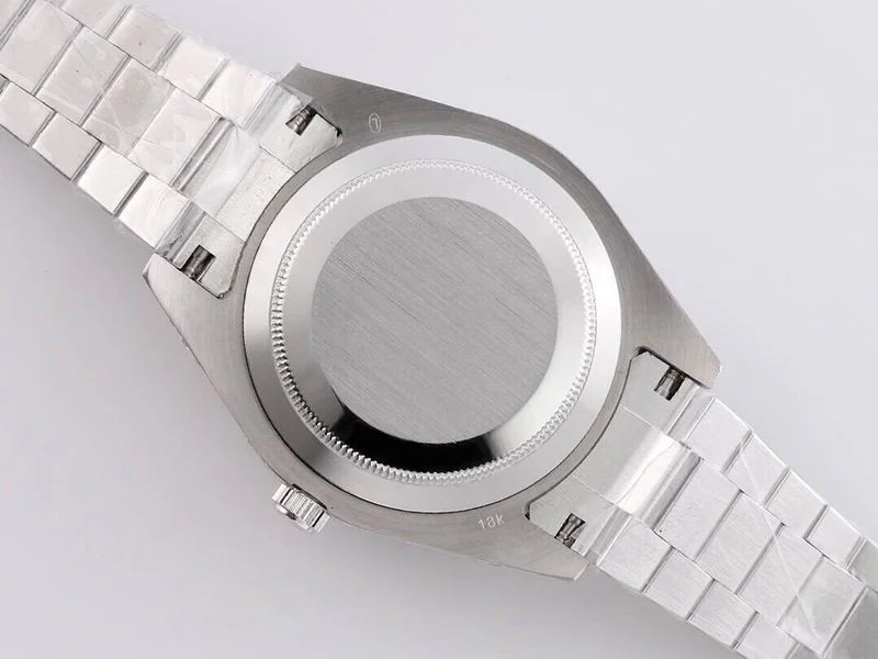 ロレックス ROLEX スーパーコピー 腕時計 39MM メンズ シルバー 全面ダイヤ デイデイト rom34702
