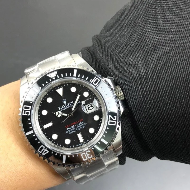ロレックス 偽物シードゥエラーメンズ ブラック 腕時計 rov08755