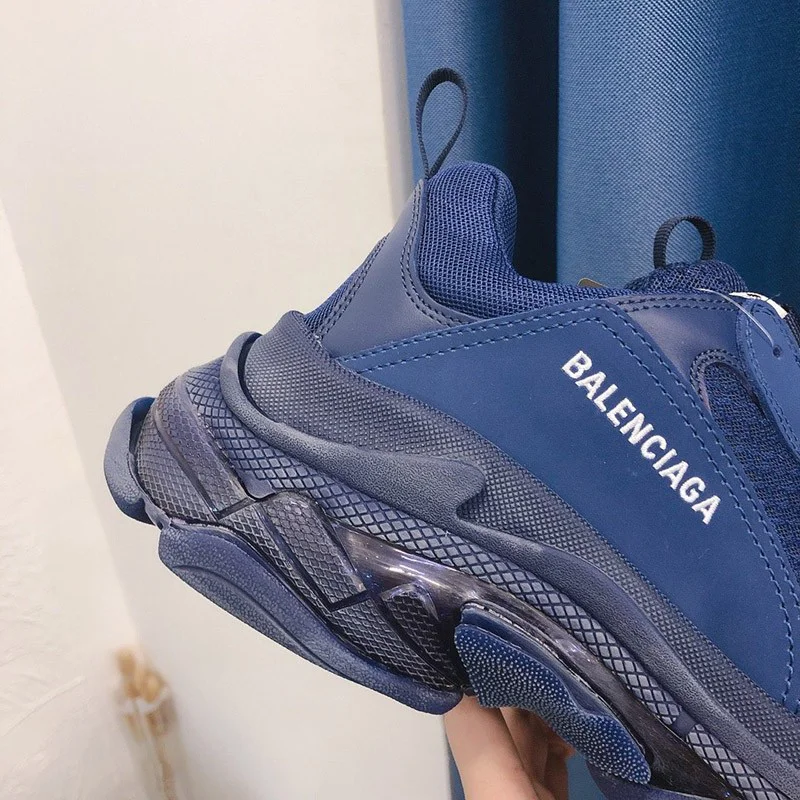 ☆人気☆バレンシアガ スニーカー コピー シューズ 靴 Triple S トリプルソール 533882W09OM1000