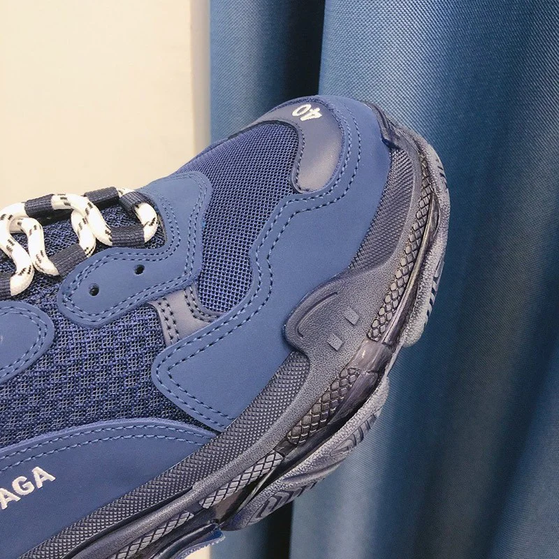 ☆人気☆バレンシアガ スニーカー コピー シューズ 靴 Triple S トリプルソール 533882W09OM1000