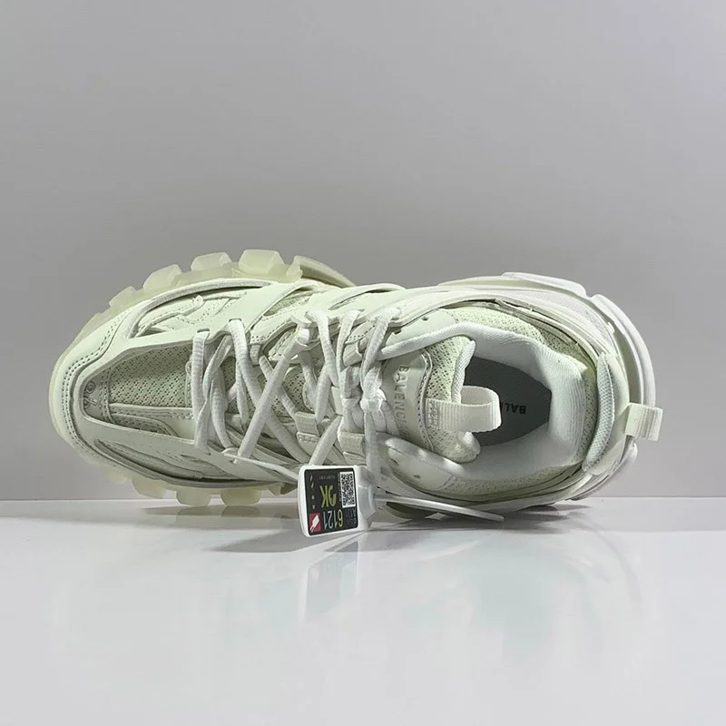 人気No1 バレンシアガ スニーカー コピー TRACK SNEAKER リサイクルソール 542436W3FE39000