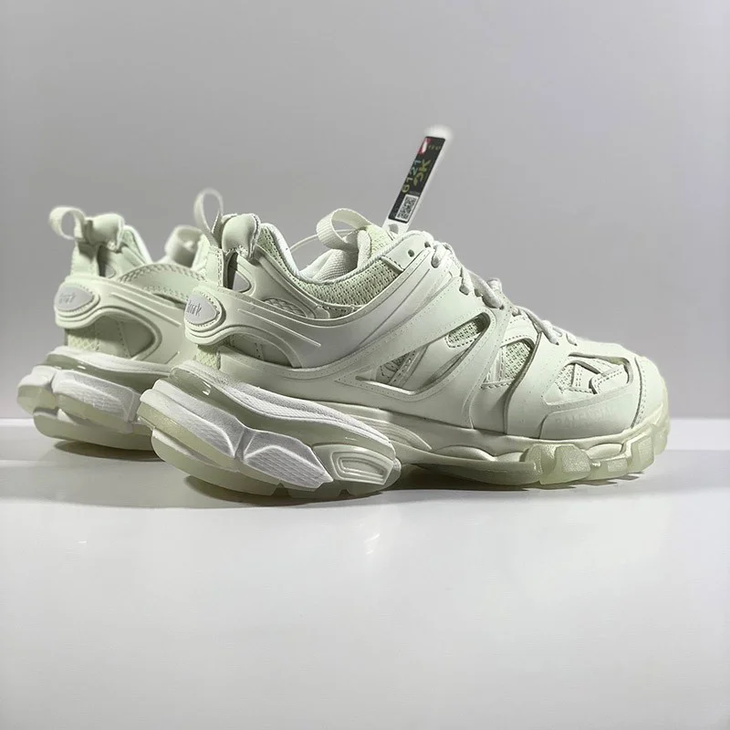 人気No1 バレンシアガ スニーカー コピー TRACK SNEAKER リサイクルソール 542436W3FE39000