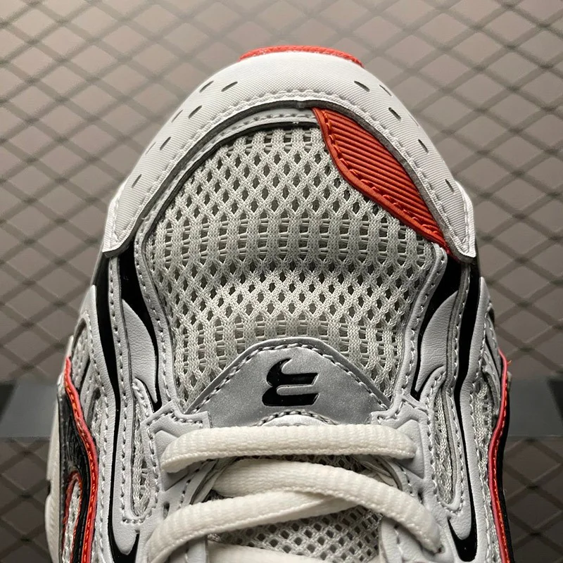 【日本未発売】[バレンシアガ Xパンダースニーカー コピー]SNEAKERS X-PANDER★ 653870W2RA21000