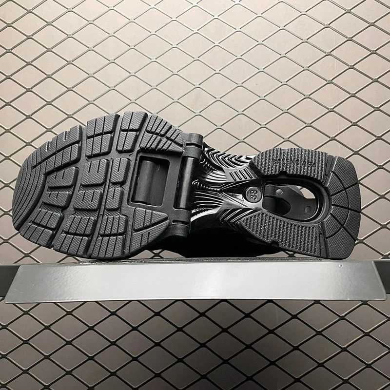 秋冬新作 [バレンシアガ Xパンダースニーカー 偽物]SNEAKERS X-PANDER★ 653870W2RA212