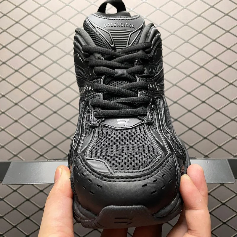 秋冬新作 [バレンシアガ Xパンダースニーカー 偽物]SNEAKERS X-PANDER★ 653870W2RA212