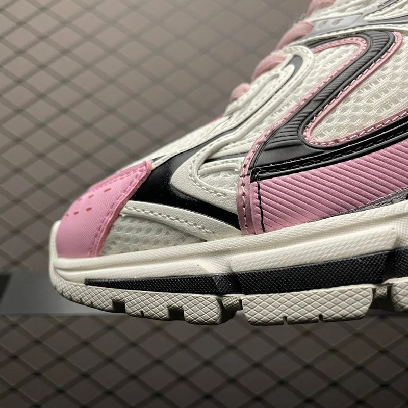 欲しい♡超限定♪ [バレンシアガ Xパンダースニーカー コピー]SNEAKERS X-PANDER★ 653870W2RA29000