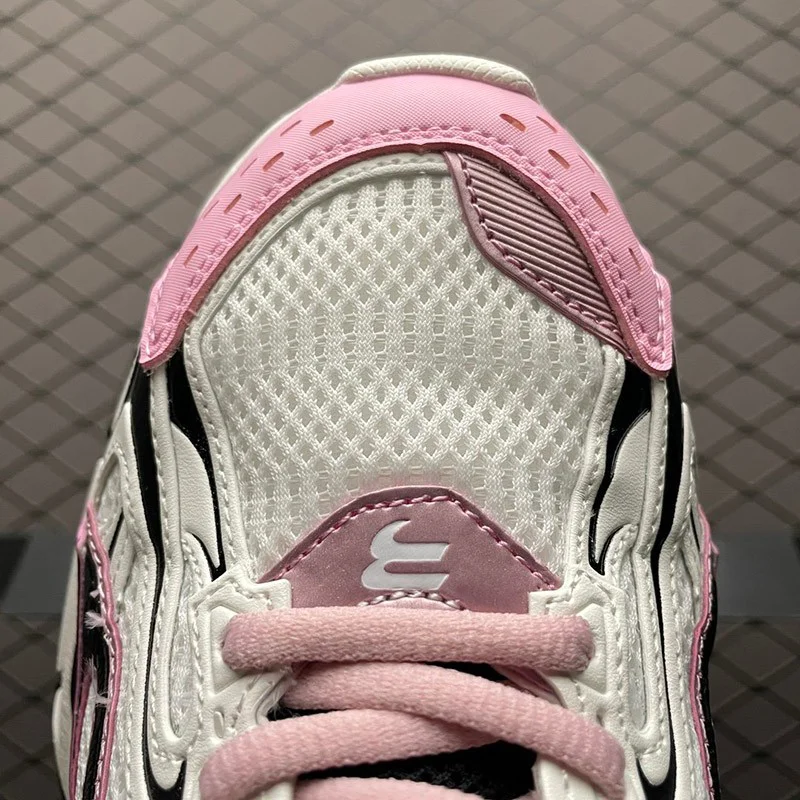 欲しい♡超限定♪ [バレンシアガ Xパンダースニーカー コピー]SNEAKERS X-PANDER★ 653870W2RA29000