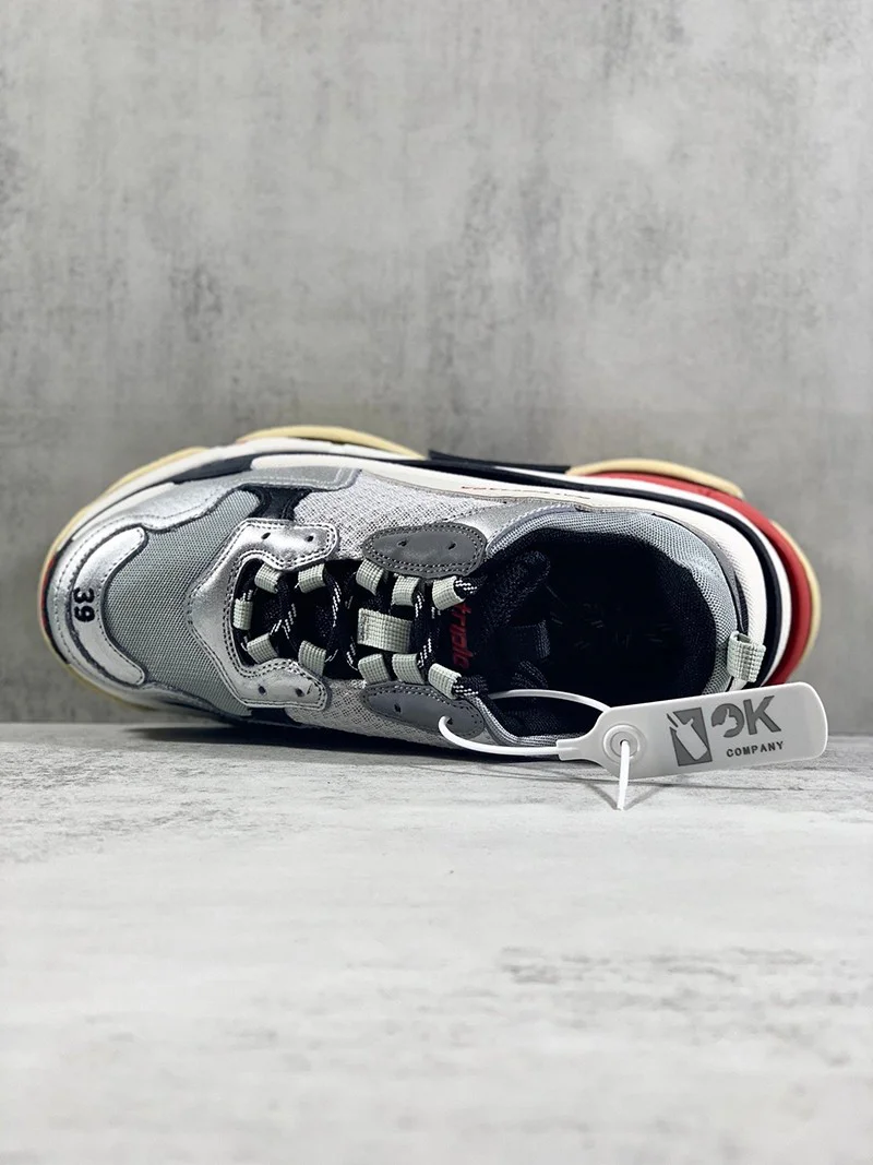 追跡付き発送 バレンシアガ Triple S 偽物 スニーカー トリプルソール bae25599