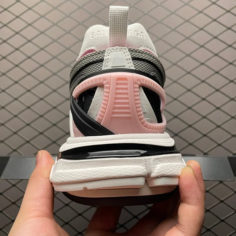 21AW新作 バレンシアガ スニーカー コピー メンズ ロゴ トラック2.0 スニーカーピンク 関送込 baf52761