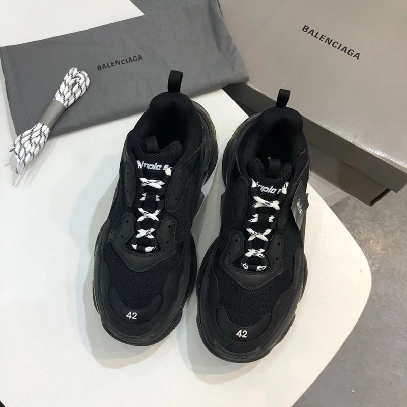 可愛い 新入荷【バレンシアガ スニーカー コピー】 TRIPLE S ダッドスニーカー バニラ トリプルs ban70903
